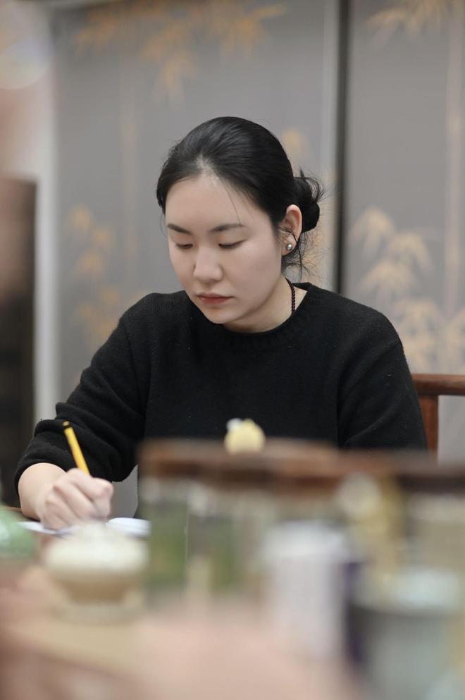 妹以香续脉 非遗技艺撬动乡村新引擎麻将胡了试玩模拟器珠海三灶镇李氏姐(图2)